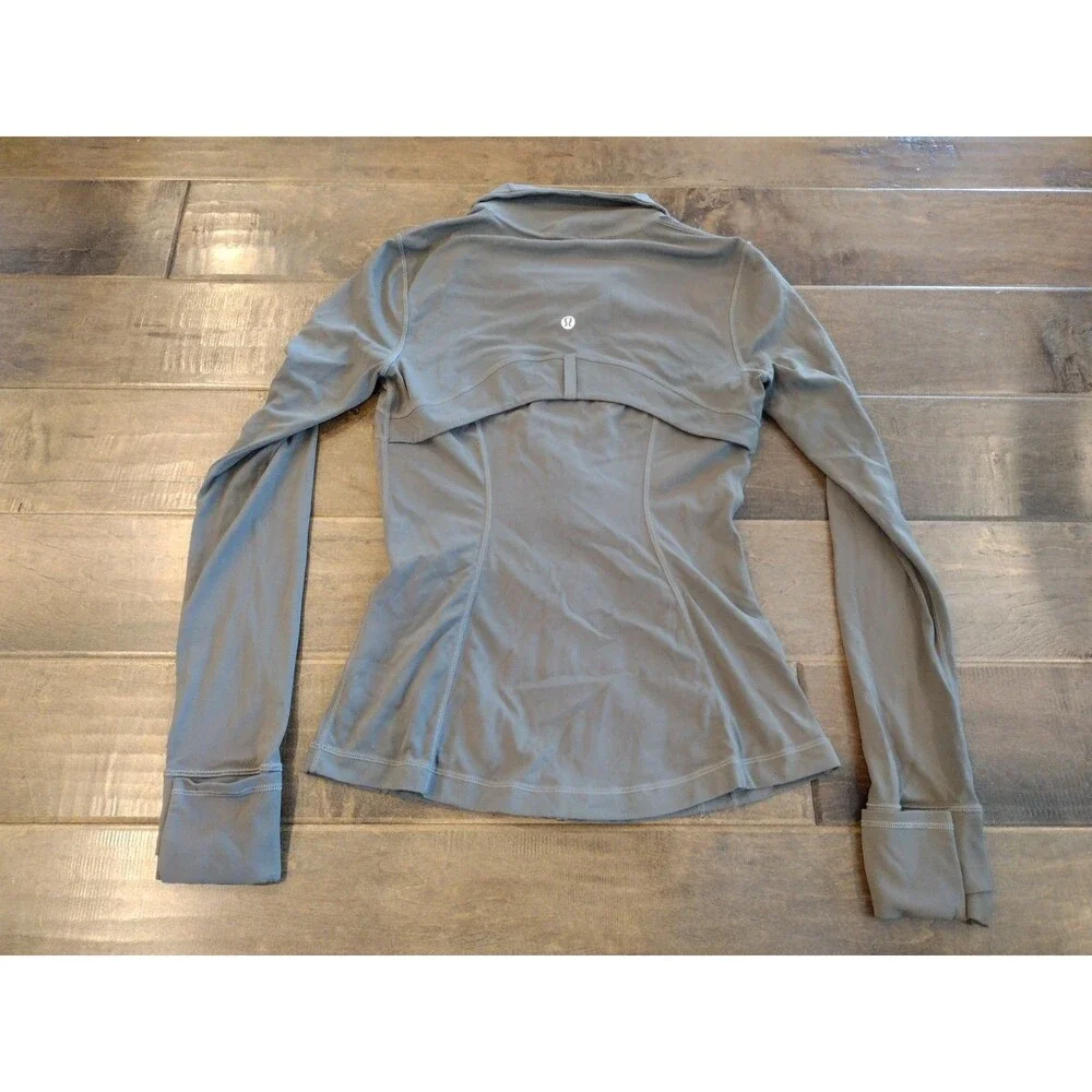 LULULEMON Women's full zip Define Jacket olive green - size 4 ($118 Retail)